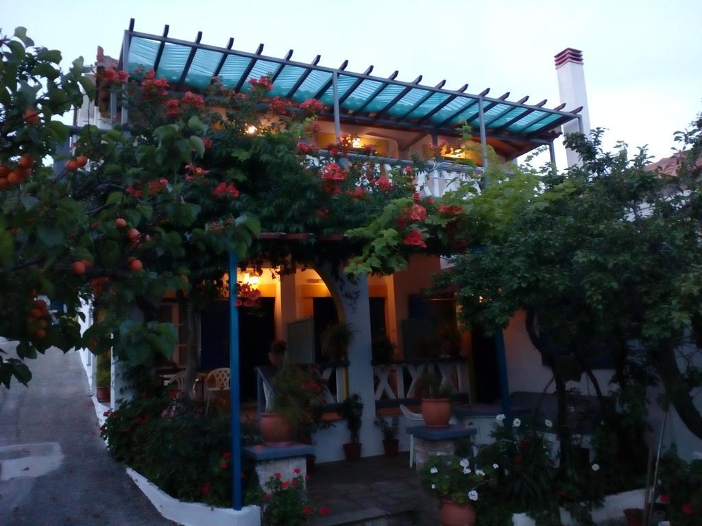 Apartamento Alexandra Sofia Stafylos Exterior foto