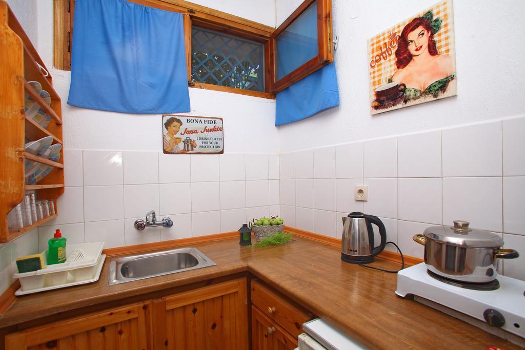 Apartamento Alexandra Sofia Stafylos Exterior foto